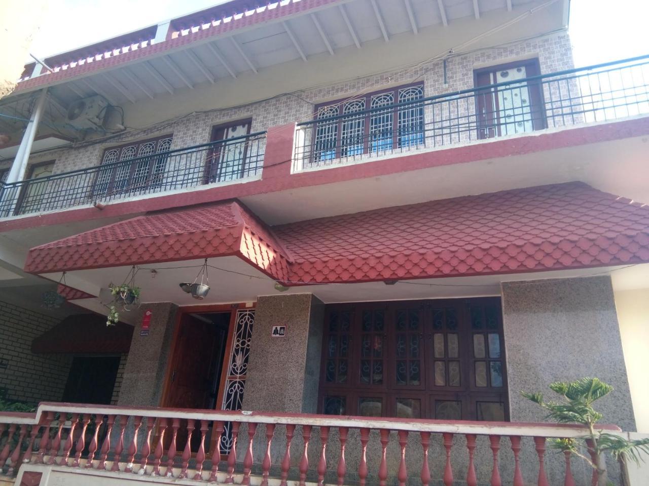 Padma Guest House Hampi Exterior photo