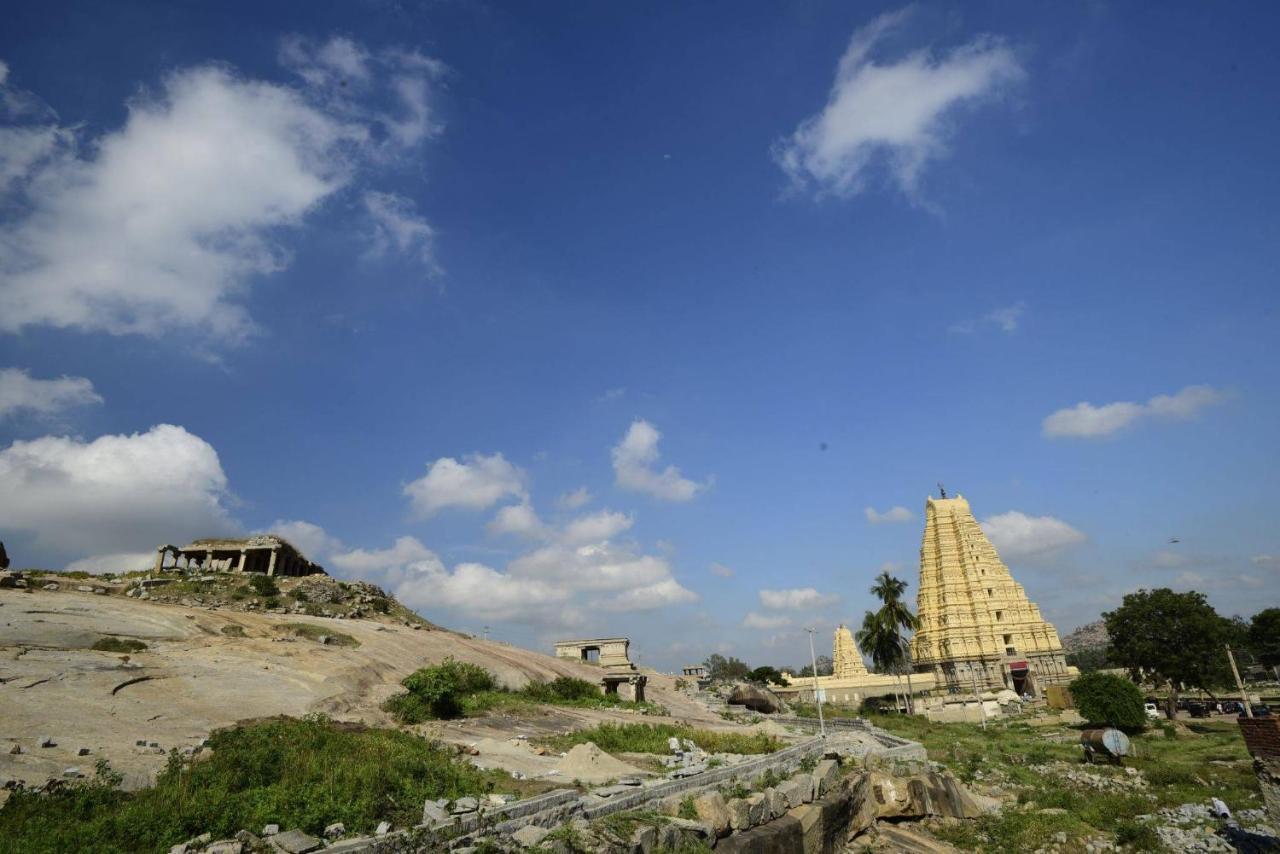 Padma Guest House Hampi Exterior photo